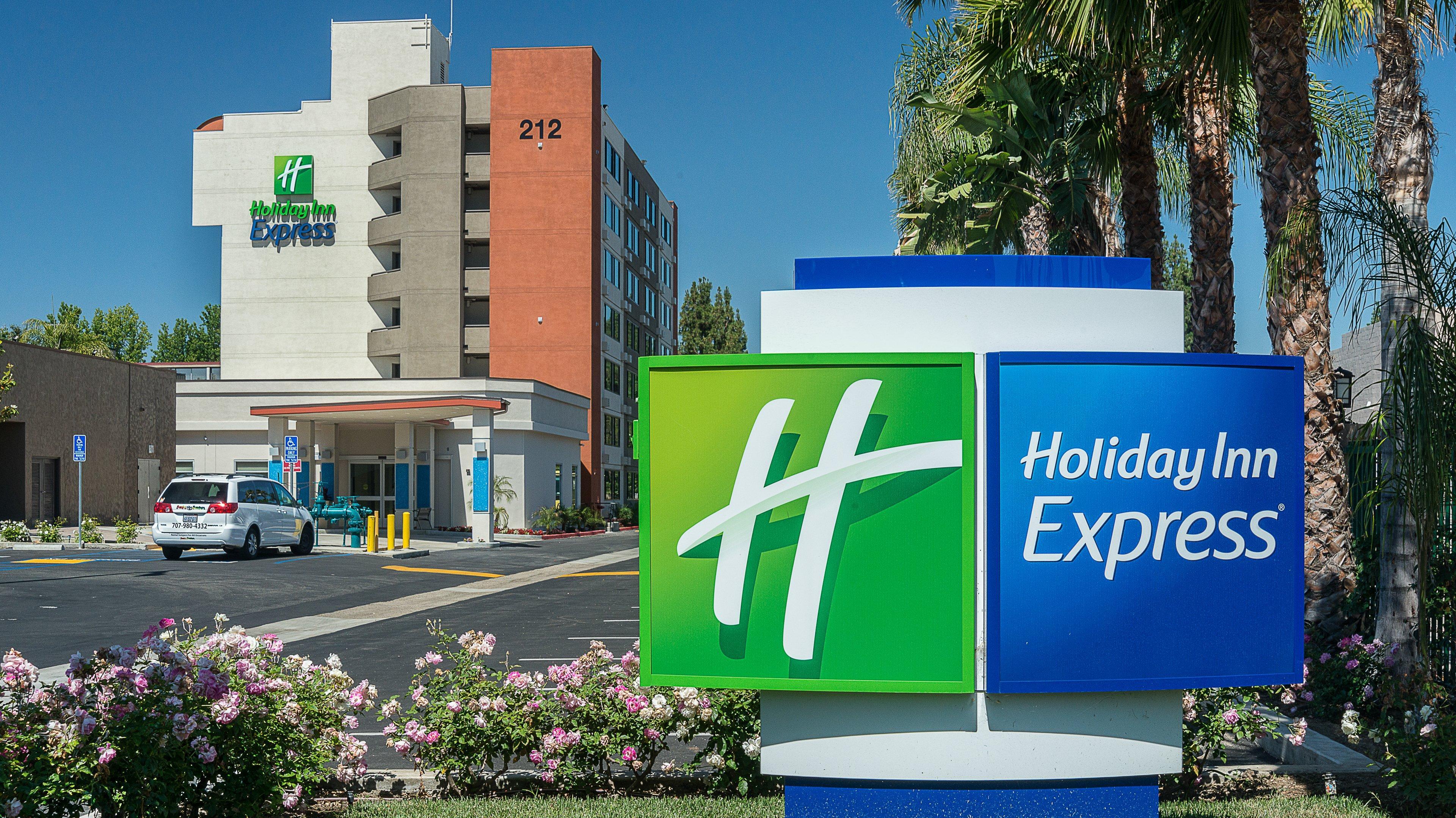 Holiday Inn Express Fullerton-Anaheim By Ihg Zewnętrze zdjęcie