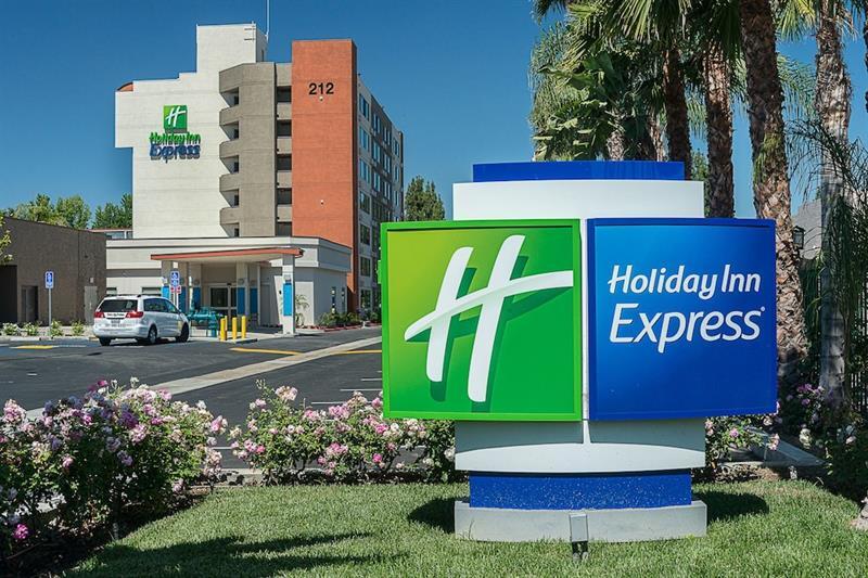 Holiday Inn Express Fullerton-Anaheim By Ihg Zewnętrze zdjęcie